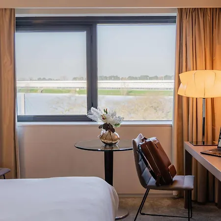 Pullman Bordeaux Lac Buitenkant foto